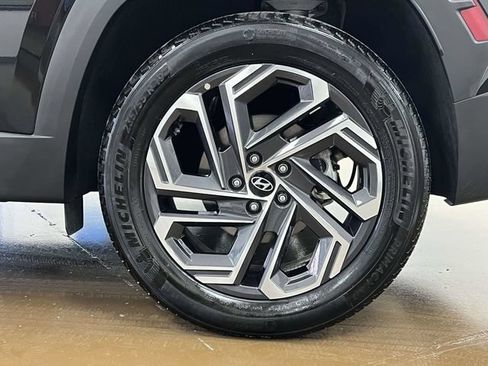Certified 2025 Hyundai Tucson Limited AWD/4WD image 13