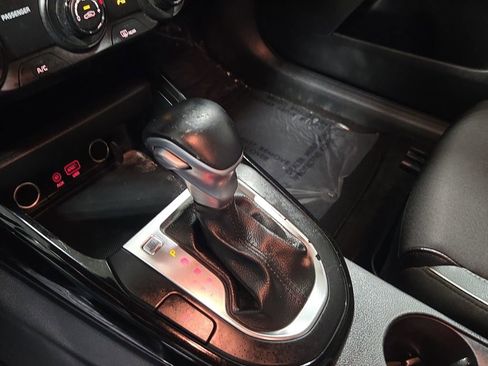 Used 2020 Kia Forte GT-Line image 27