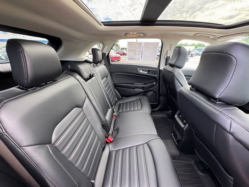 Used 2024 Ford Edge SEL w/ Convenience Package AWD/4WD image 20