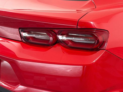 Used 2020 Chevrolet Camaro LT image 32
