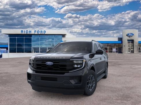 New 2026 Ford Expedition Max Active AWD/4WD image 2
