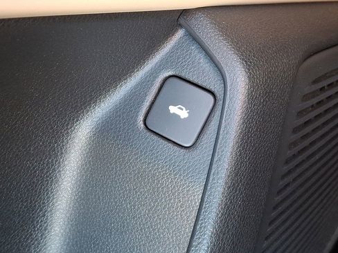 Certified 2023 Acura TLX w/ Technology Package image 28