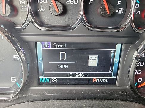 Used 2018 Chevrolet Tahoe LT AWD/4WD image 13