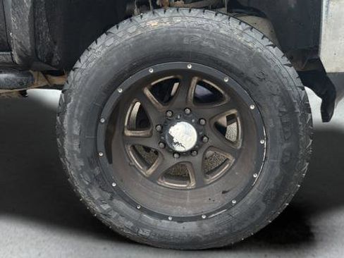 Used 2015 Chevrolet Silverado 2500 LT AWD/4WD image 18