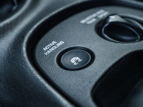 Used 2003 Chevrolet Corvette Coupe w/ Preferred Equipment Group image 70