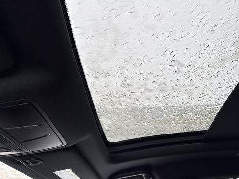 Used 2023 Acura MDX A-Spec image 6