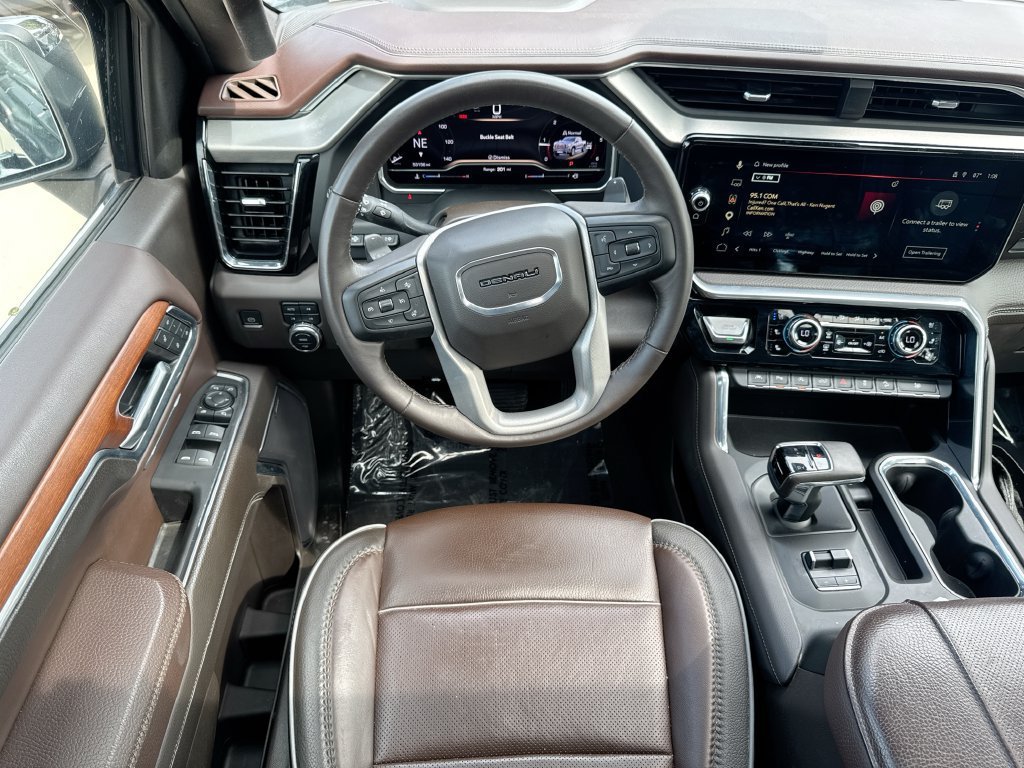 Used 2023 GMC Sierra 1500 Denali w/ Denali Reserve Package AWD/4WD image 11
