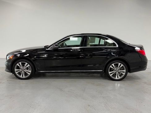 Used 2021 Mercedes-Benz C 300 4MATIC Sedan image 2