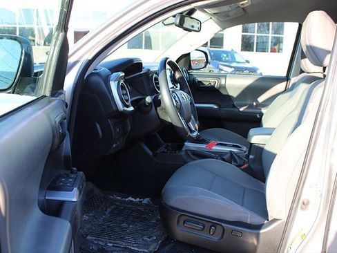 Used 2023 Toyota Tacoma SR5 image 12