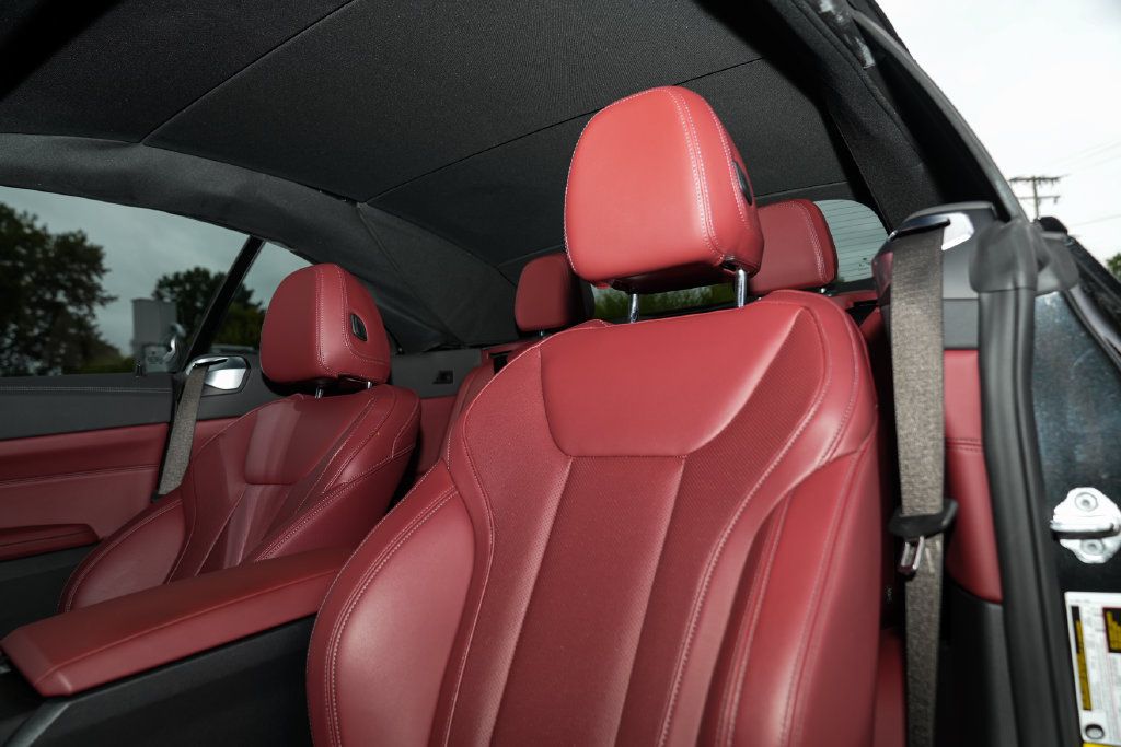 Used 2024 BMW M440i Convertible RWD image 24