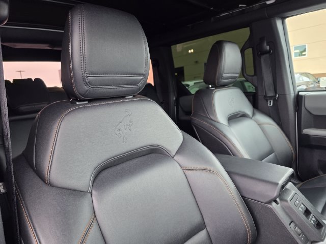 Used 2023 Ford Bronco Badlands AWD/4WD image 11