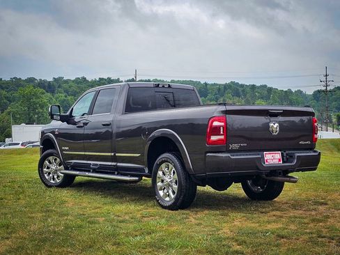Used 2024 RAM 3500 Limited AWD/4WD image 7