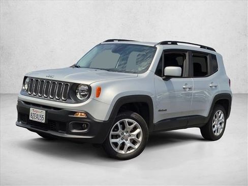 Used 2016 Jeep Renegade Latitude w/ Cold Weather Group AWD/4WD image 1