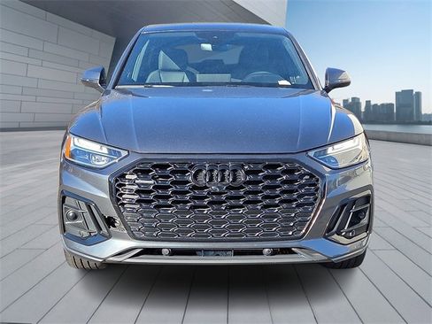 Certified 2023 Audi Q5 2.0T Premium Plus w/ Premium Plus Package image 2