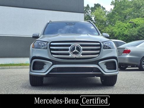 Used 2025 Mercedes-Benz GLS 450 4MATIC image 4