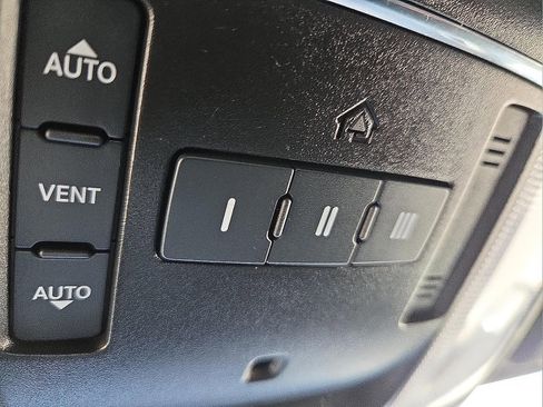 Used 2021 Jeep Grand Cherokee Limited AWD/4WD image 21