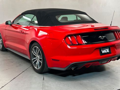 Used 2015 Ford Mustang Premium RWD image 3