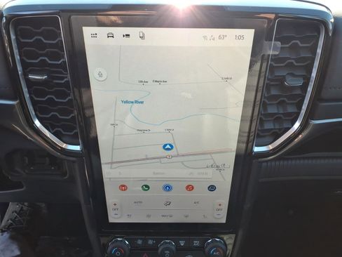 New 2026 Ford Ranger Lariat w/ Black Appearance Package image 19