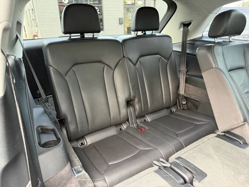 Used 2018 Audi Q7 3.0T Premium Plus w/ Premium Plus Package image 11