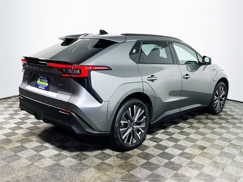 New 2026 Subaru Solterra image 8