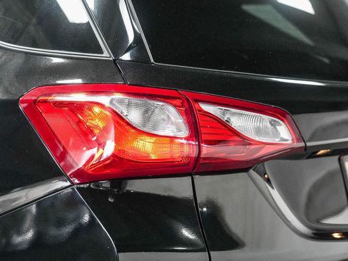 Used 2021 Chevrolet Equinox LT w/ LPO, Blackout Package FWD image 11
