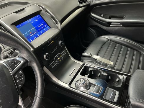 Certified 2020 Ford Edge SEL w/ Convenience Package AWD/4WD image 18