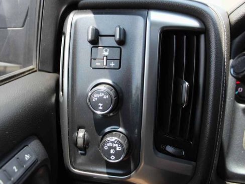 Used 2018 Chevrolet Silverado 1500 LTZ Z71 w/ LTZ Plus Package AWD/4WD image 16