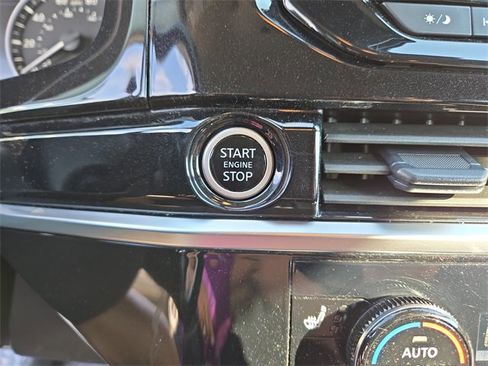 Certified 2024 Nissan Pathfinder SV image 20