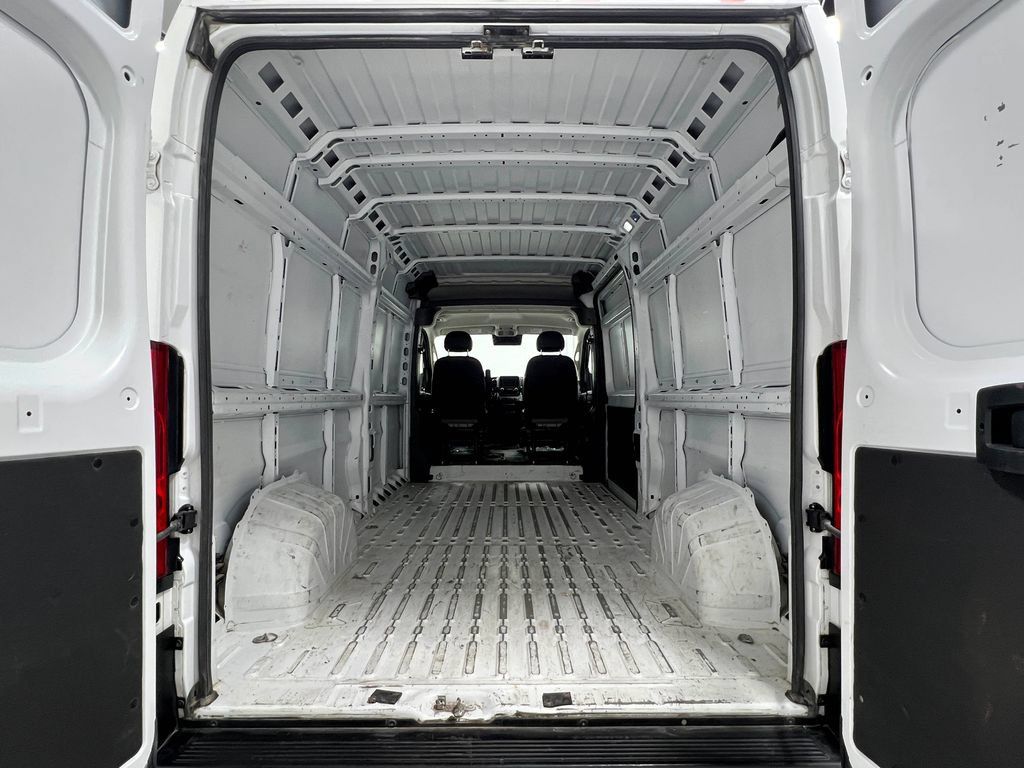 Used 2023 RAM ProMaster 2500 FWD image 25