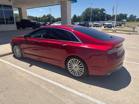 Used 2017 Lincoln MKZ Reserve FWD image 2