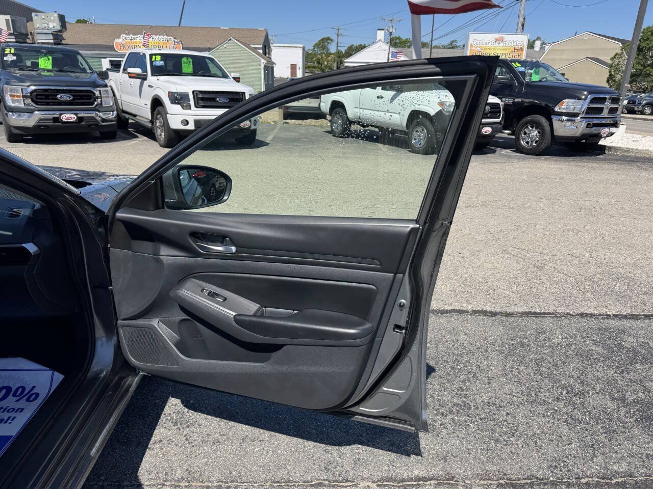 Used 2022 Nissan Altima 2.5 S FWD image 36