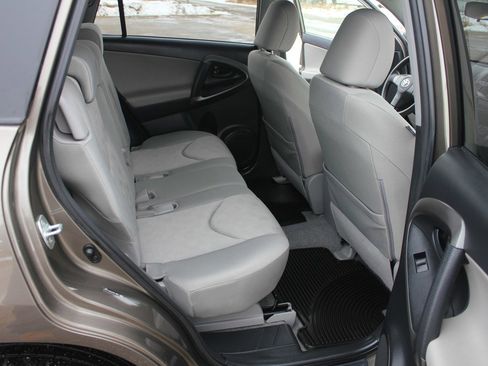 Used 2009 Toyota RAV4 4WD image 37