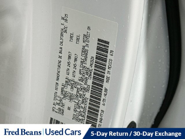Used 2025 Toyota Tacoma SR5 AWD/4WD image 40
