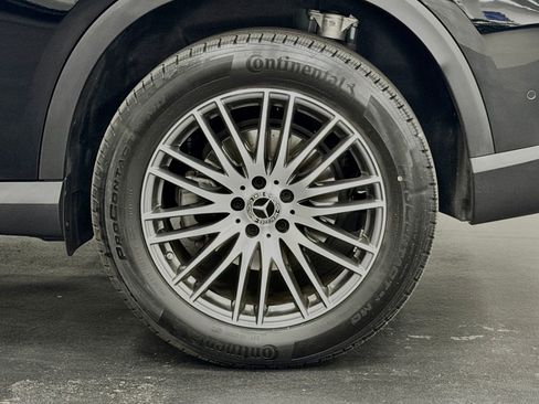 Used 2026 Mercedes-Benz GLC 300 image 17