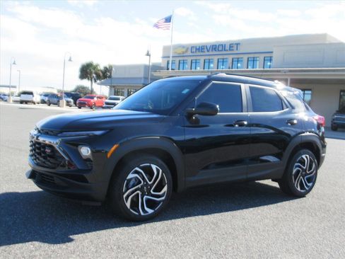 New 2026 Chevrolet TrailBlazer RS w/ Driver Confidence Package image 3