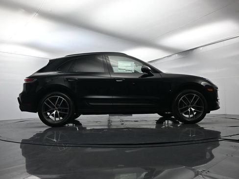 Certified 2026 Porsche Macan AWD/4WD image 51