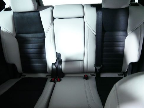 New 2026 Mitsubishi Outlander SE AWD/4WD image 3