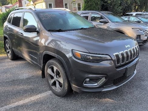 Used 2019 Jeep Cherokee Limited w/ Luxury Group AWD/4WD image 1