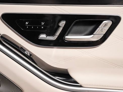 Used 2024 Mercedes-Benz S 63 AMG S image 67