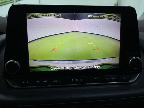 Used 2023 Nissan Rogue SV image 21