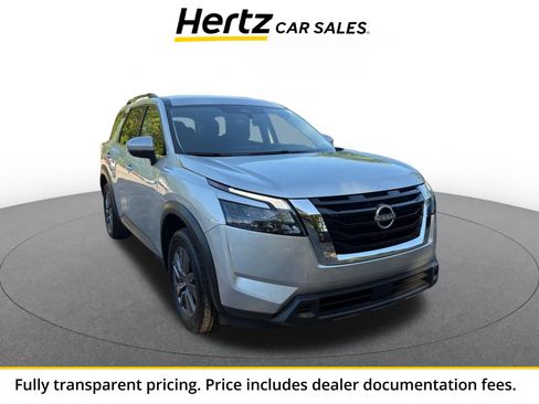 Used 2025 Nissan Pathfinder SV FWD image 1