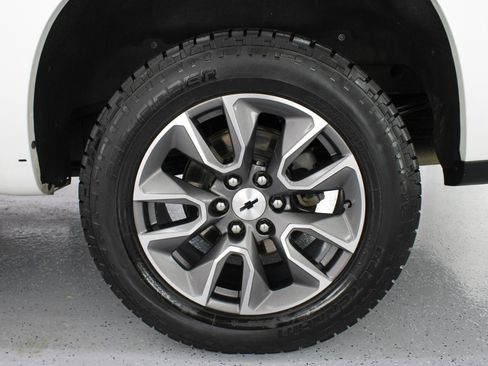 Used 2020 Chevrolet Silverado 1500 RST AWD/4WD image 82
