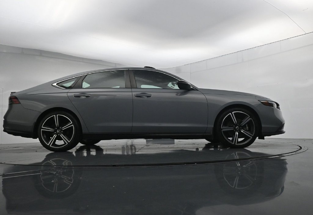 Used 2023 Honda Accord Sport image 42