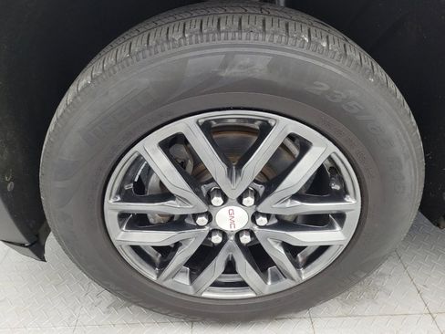 Used 2019 GMC Acadia SLT FWD image 31