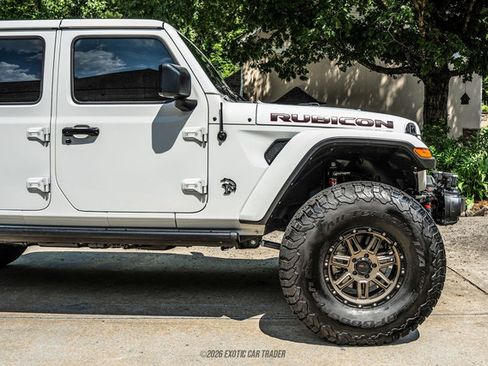 Used 2022 Jeep Gladiator Rubicon w/ LED Lighting Group AWD/4WD image 11