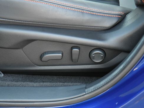 Used 2024 Subaru Crosstrek 2.5i Limited w/ Crosstrek Mirror Package AWD/4WD image 17