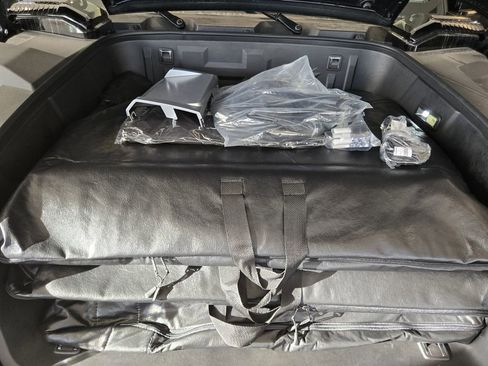 New 2026 GMC Hummer EV 2X image 18