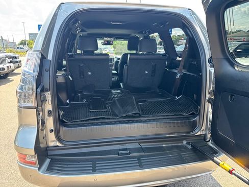 Used 2020 Lexus GX 460 Premium AWD/4WD image 8