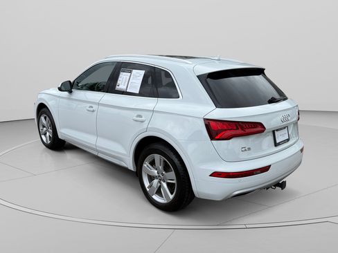 Used 2019 Audi Q5 2.0T Premium Plus AWD/4WD image 3