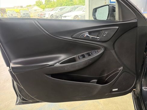 Used 2018 Chevrolet Malibu LT w/ True North Edition FWD image 17